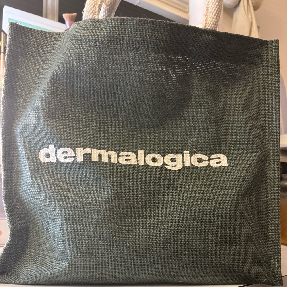 Dermalogica Forest Green Carryall